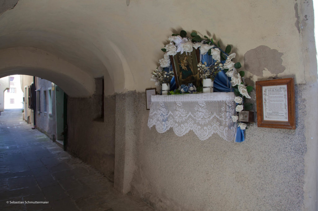 Grado, Altar Ave Maria